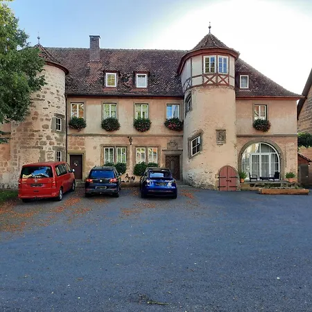 Schloss Fischbach شقة